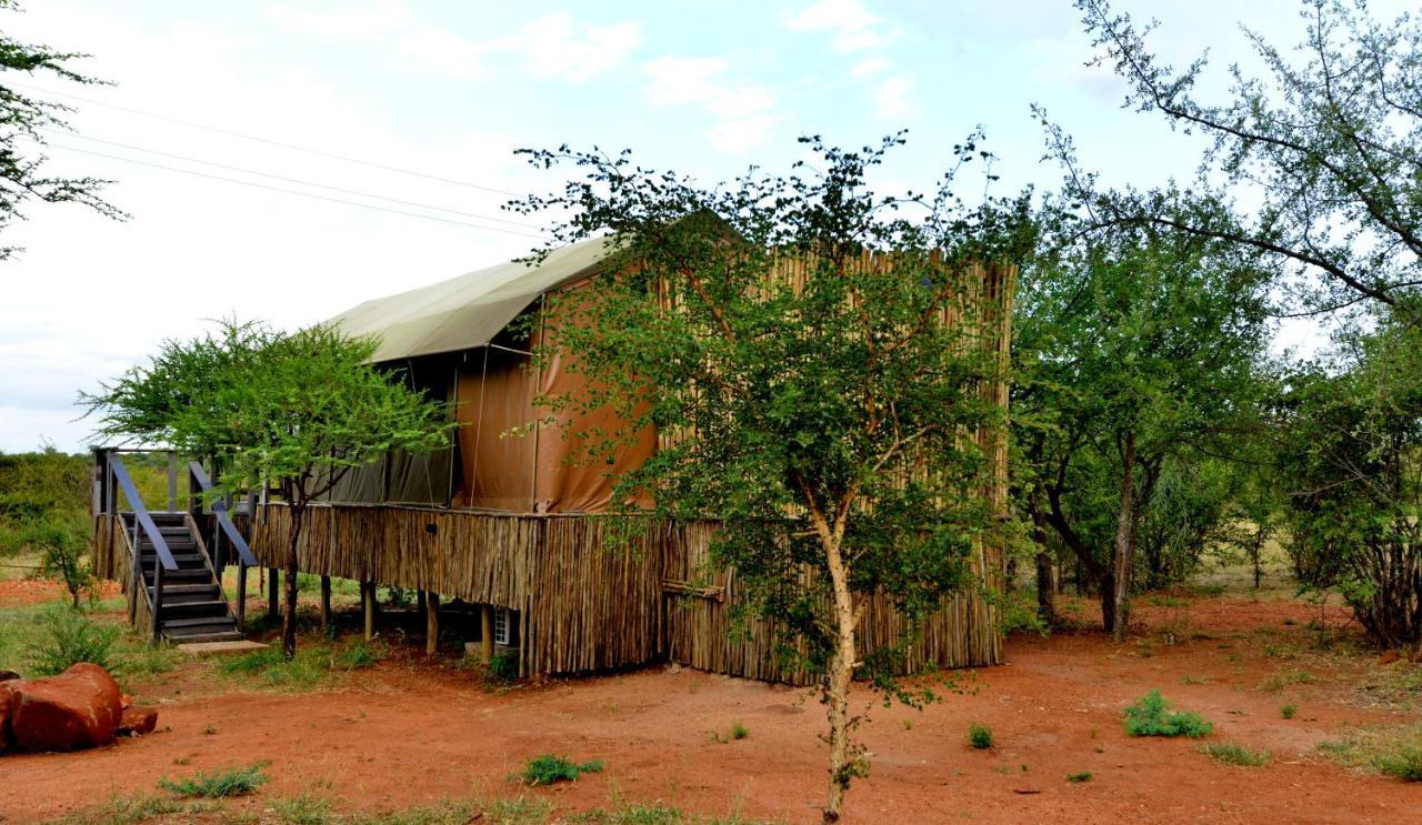 Tshukudu Game Lodge Hoedspruit Buitenkant foto